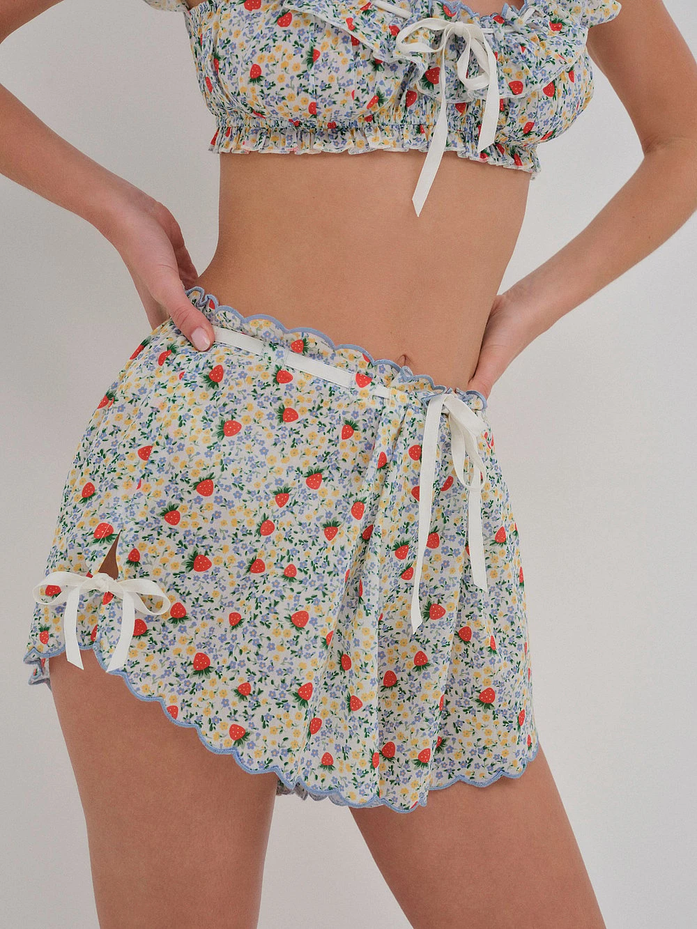 Strawberry Kiss Shorts 3 Strawberry Kiss Shorts