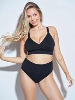 High-Rise Smoothing Thong -Sexy Underwear Shop 1121495454A2 OM F