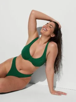 Crinkle Scoop Underwire Bikini Top