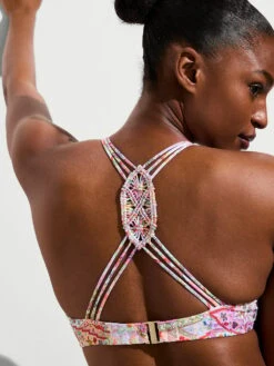 Archives Beach Macrame Halter Push-Up Bikini Top -Sexy Underwear Shop 112652727B74 OF DET