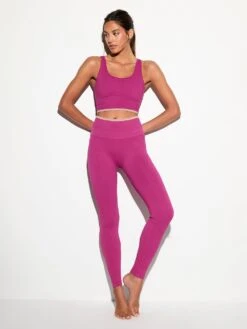 Spiritual Gangster 7/8 Leggings -Sexy Underwear Shop 1127058072S0 OF DET