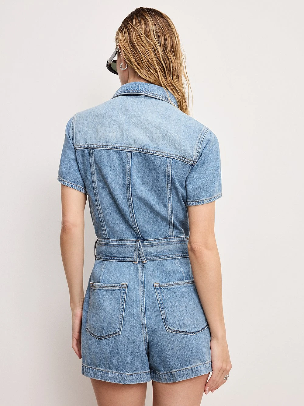 GOOD AMERICAN Fit For Success Lite Linen Denim Shorts 4 GOOD AMERICAN Fit For Success Lite Linen Denim Shorts - Image 2