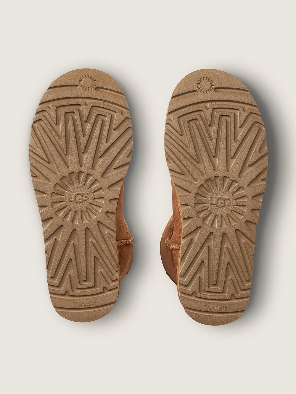 Ugg Classic Short II Boots 5 Ugg Classic Short II Boots - Image 3